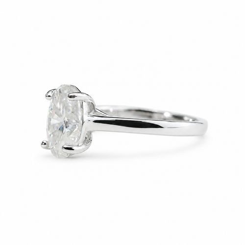 Oval Cut Moissanite Ring (2.5 ct)